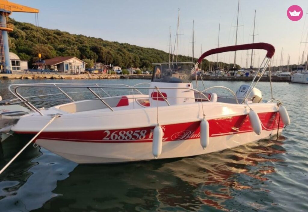 teo-boat-blue-line10